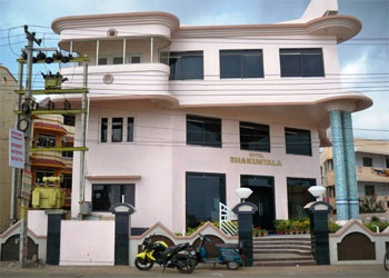 Hotel Shakuntala International